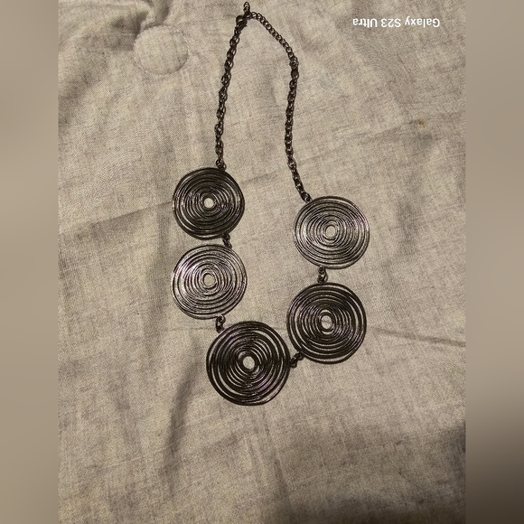 Ladies Necklaces - Picture 5 of 6